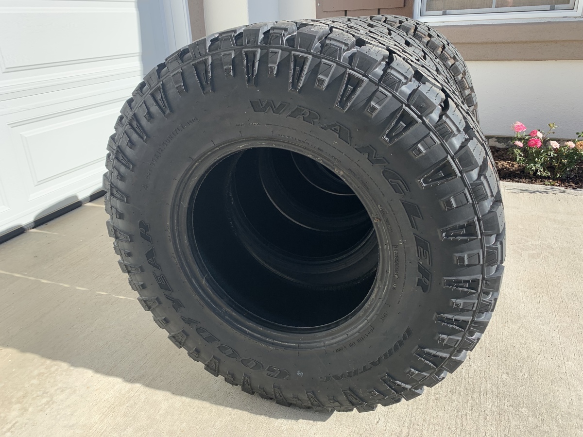 off-road-classifieds-five-goodyear-wrangler-duratrac-35-12-5r17-tires