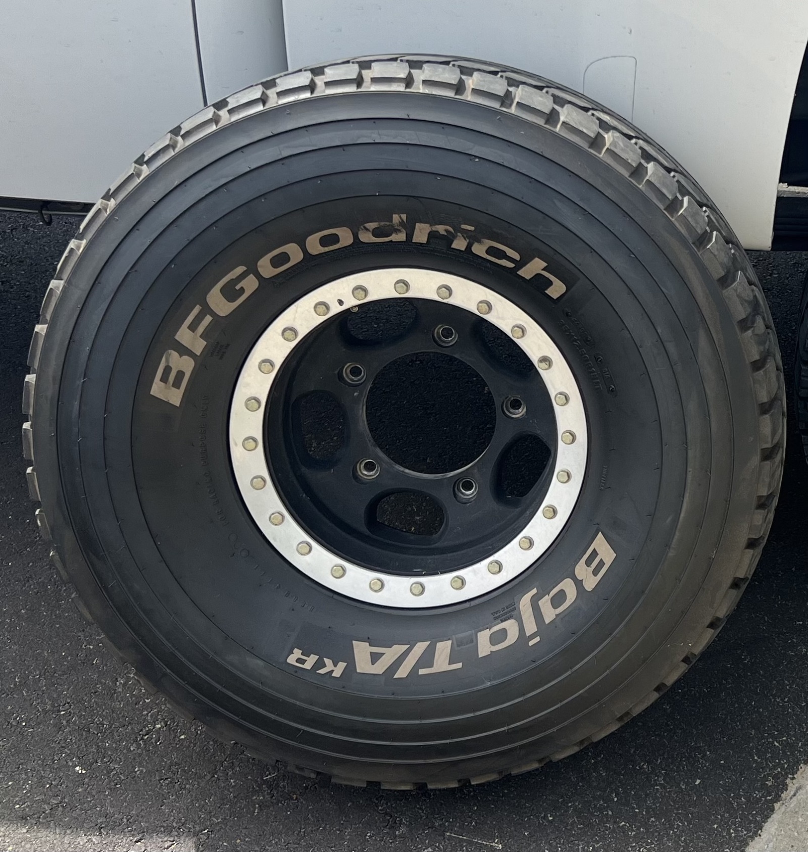 5 - BFG PROJECT BAJA TA 35x12.50 15 TIRES ONLY