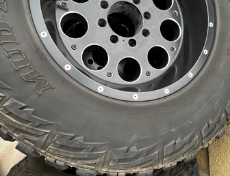 Wheels/Tires-210201