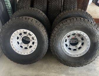 Wheels/Tires-215053